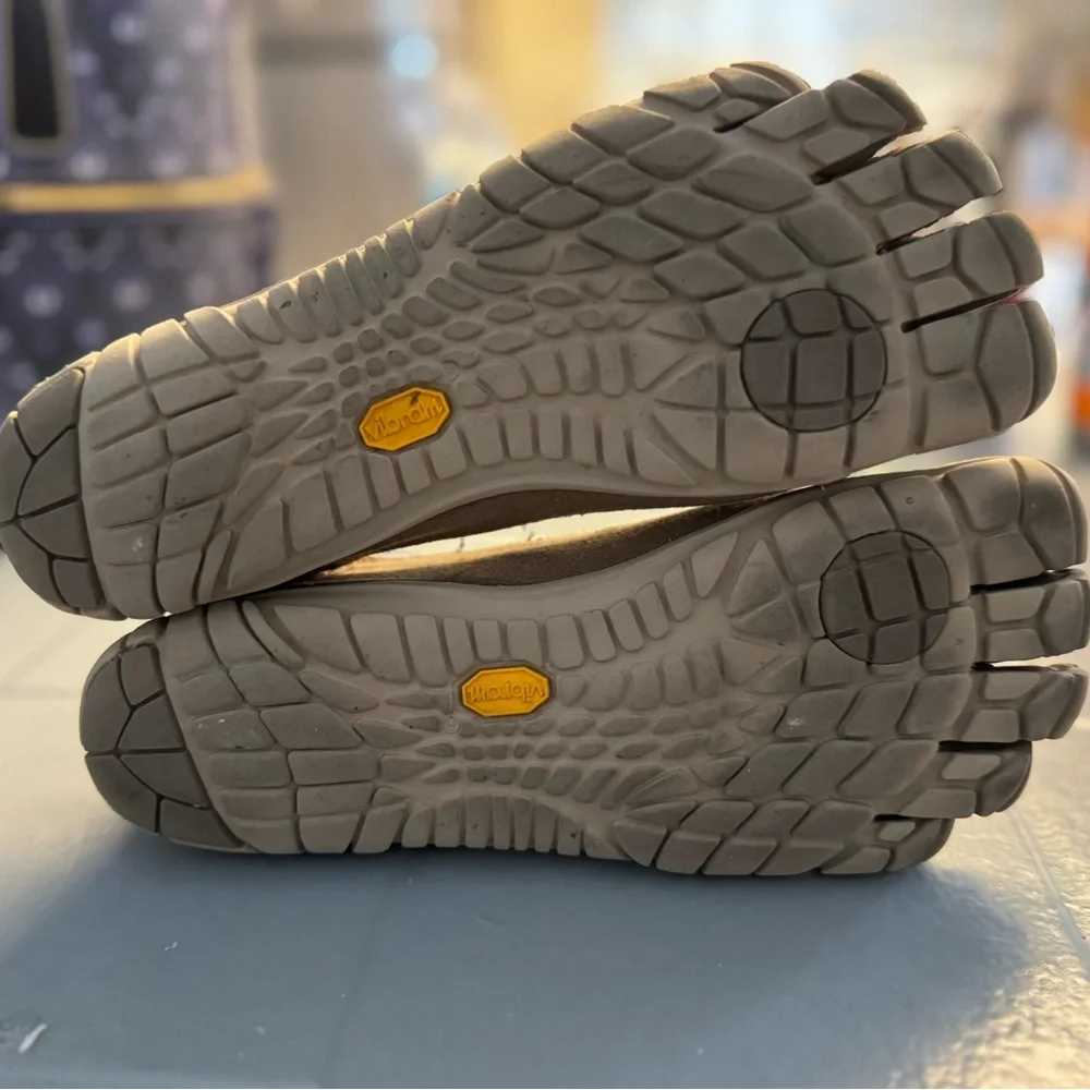 Sold - Picture 5 of 7